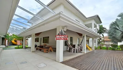 Casa de Condomínio com 5 Quartos à venda, 200m² no Guará II, Brasília