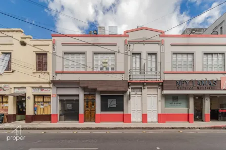 Imóvel Comercial com 4 Quartos para alugar, 133m² no Centro, Pelotas