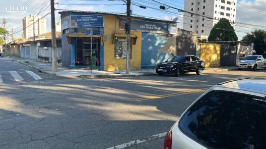 Sala Comercial à venda, 180m² no Monte Castelo, São José dos Campos