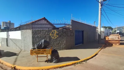 Casa com 3 Quartos para alugar, 144m² no Residencial Baldassari, Franca
