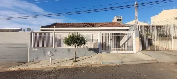 Casa com 2 Quartos à venda, 81m² no Jardim Marília, Marília