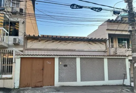 Casa com 2 Quartos à venda, 112m² no Irajá, Rio de Janeiro