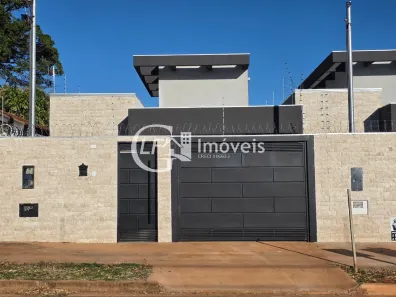 Casa com 3 Quartos à venda, 130m² no Parque Residencial Rita Vieira, Campo Grande