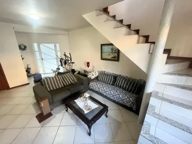 Casa com 3 Quartos à venda, 192m² no Agronômica, Florianópolis