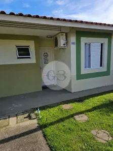 Casa de Condomínio com 2 Quartos para venda ou aluguel, 43m² no Três Vendas, Pelotas