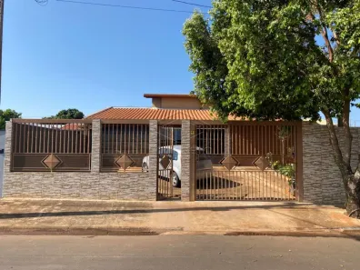 Casa com 3 Quartos à venda, 240m² no Vale das Águas, Iacanga