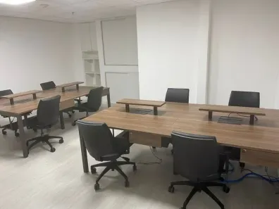 Sala Comercial para venda ou aluguel, 111m² no Caminho das Árvores, Salvador