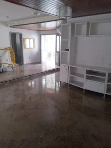 Imóvel Comercial com 7 Quartos para alugar, 560m² no Buraquinho, Lauro de Freitas