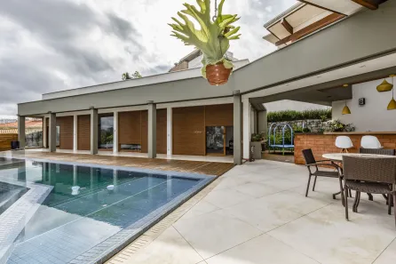 Casa com 3 Quartos à venda, 400m² no Jardim Panorama, São Paulo