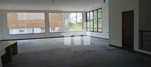 Galpão/Depósito/Armazém para alugar, 250m² no Campo Belo, São Paulo