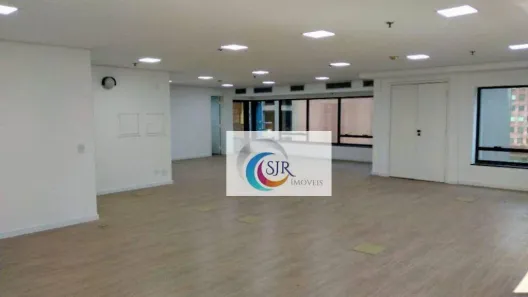 Sala Comercial à venda, 135m² no Vila Olímpia, São Paulo