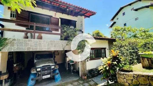 Casa de Condomínio com 4 Quartos à venda, 450m² no Sapê, Niterói