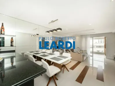 Apartamento com 3 Quartos à venda, 104m² no Vila Gumercindo, São Paulo