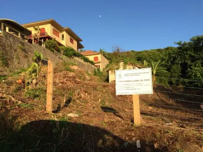 Lote/Terreno à venda, 1250m² no Mar Grosso, Laguna
