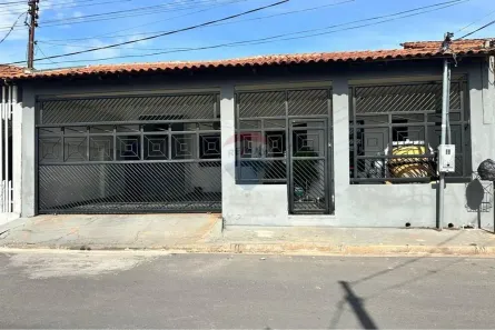 Casa com 3 Quartos à venda, 198m² no Cristo Rei, Várzea Grande