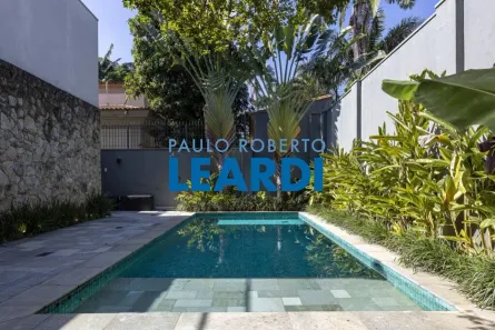 Sobrado com 4 Quartos para venda ou aluguel, 568m² no Jardim Paulista, São Paulo