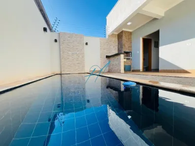 Casa com 3 Quartos à venda, 125m² no Zona 31, Maringá