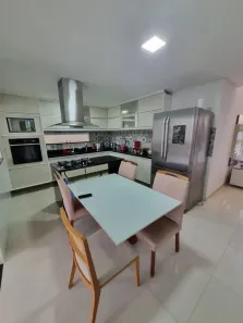 Casa de Condomínio com 3 Quartos para alugar, 275m² no Jardim Limoeiro, Camaçari