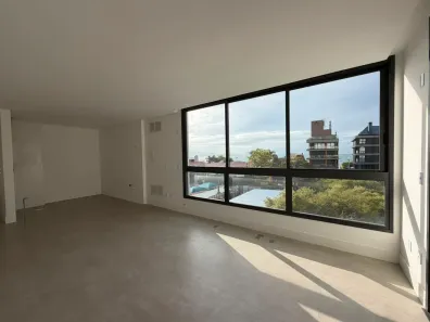 Apartamento com 2 Quartos à venda, 87m² no Jurerê, Florianópolis