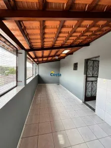 Casa com 3 Quartos para alugar, 230m² no Santa Cruz, Betim