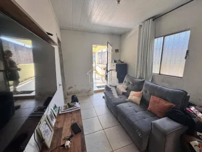 Casa com 2 Quartos à venda, 256m² no Caladinho, Porto Velho