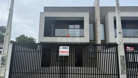 Sobrado com 3 Quartos à venda, 156m² no Centro, Matinhos