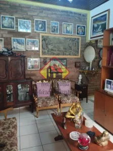 Casa com 3 Quartos à venda, 300m² no Centro, Taubaté