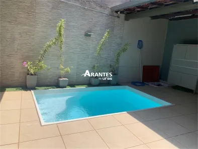 Casa com 3 Quartos à venda, 187m² no Tabajaras, Uberlândia