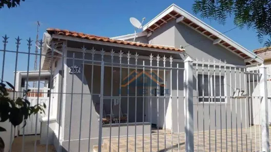 Casa com 3 Quartos à venda, 180m² no Centro, Vinhedo