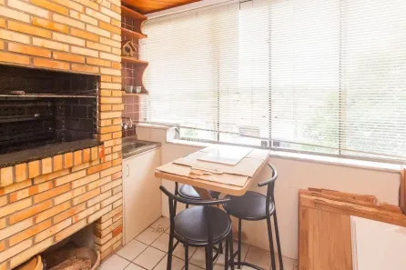 Apartamento com 2 Quartos para alugar, 93m² no Bom Jesus, Porto Alegre