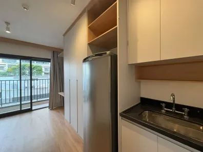 Apartamento com 1 Quarto para alugar, 24m² no Jardim das Acácias, São Paulo