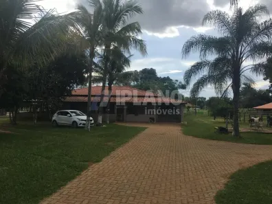 Fazenda/Sítio com 3 Quartos à venda, 800m² no Parque Itaipu, São Carlos