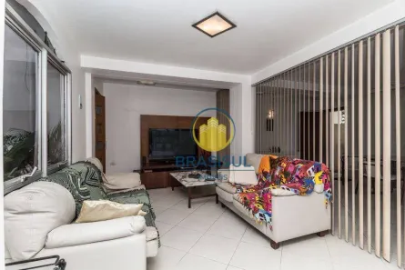 Imóvel Comercial com 4 Quartos para alugar, 220m² no Campo Belo, São Paulo