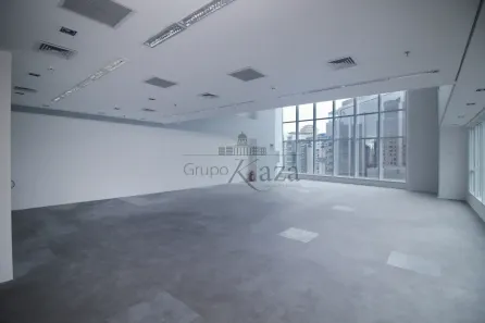 Prédio Comercial com 13 Quartos para alugar, 604m² no Vila Olímpia, São Paulo