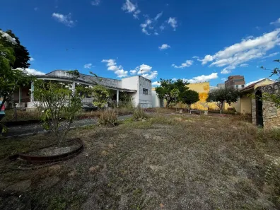 Imóvel Comercial com 5 Quartos à venda, 323m² no Maurício de Nassau, Caruaru