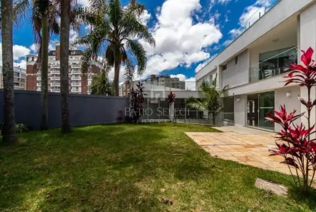 Casa com 3 Quartos para alugar, 514m² no Tarumã, Curitiba