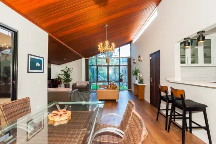 Casa com 4 Quartos à venda, 210m² no São Lourenço, Curitiba