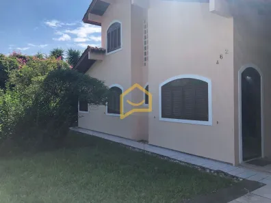 Casa com 3 Quartos para alugar, 260m² no Campeche, Florianópolis