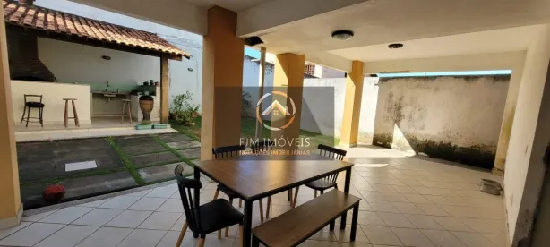 Casa com 4 Quartos à venda, 400m² no Piratininga, Niterói