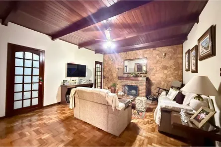Casa com 7 Quartos à venda, 256m² no Carlos Guinle, Teresópolis