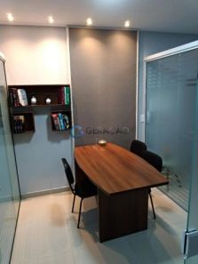 Sala Comercial à venda, 44m² no Centro, São José dos Campos