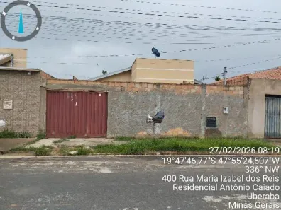 Casa com 2 Quartos à venda, 200m² no Loteamento Antônio Caiado, Uberaba