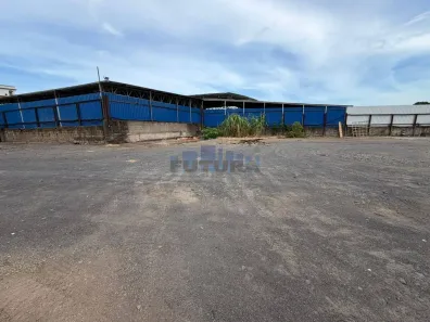 Lote/Terreno para alugar, 5000m² no Vila Independência, Cariacica