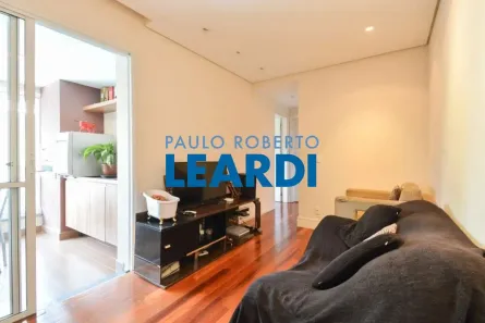 Apartamento com 2 Quartos à venda, 57m² no Vila Gumercindo, São Paulo