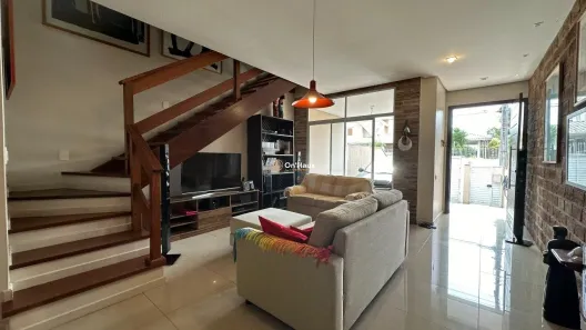 Casa com 2 Quartos à venda, 154m² no Lagoa da Conceição, Florianópolis