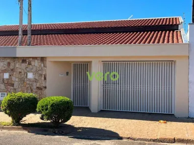 Casa com 3 Quartos à venda, 234m² no Parque Novo Mundo, Americana