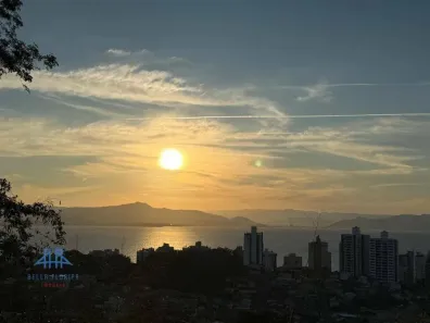 Lote/Terreno à venda, 578m² no Agronômica, Florianópolis