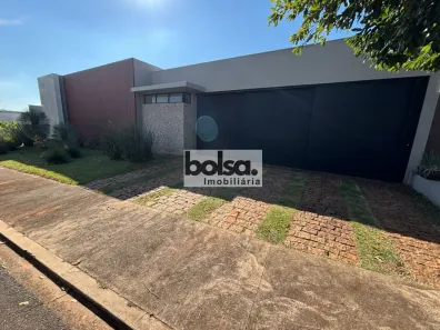 Casa de Condomínio com 3 Quartos à venda, 390m² no Vila Aviação, Bauru