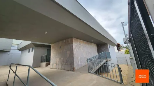 Casa com 1 Quarto para alugar, 400m² no Belvedere, Belo Horizonte