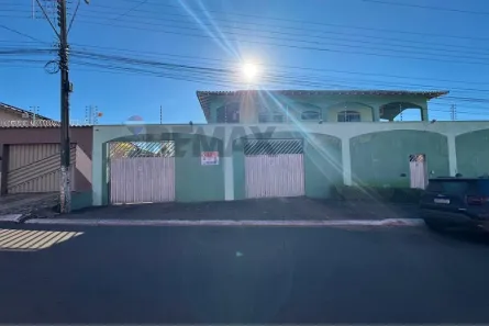 Sobrado com 4 Quartos à venda, 652m² no Senador, Araguaína
